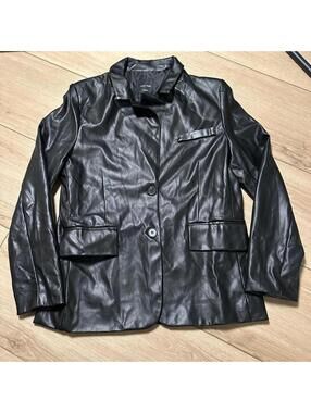 Love Tree Black Faux Leather Blazer Jacket Womens Medium Two Button Pockets